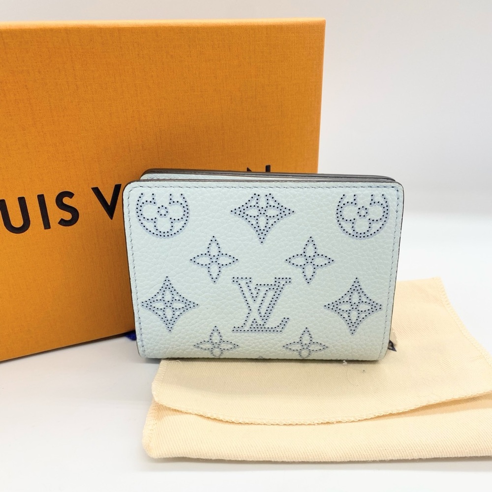 Louis Vuitton Mahina Portefeuille Cléa M82330 Wallet